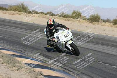 media/Dec-01-2025-Moto Forza (Mon) [[2daa91e15f]]/2-Intermediate Group/Session 4 (Turn 10 Inside)/